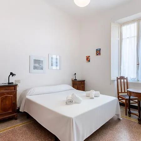 Hostdomus - Cherry Apartment